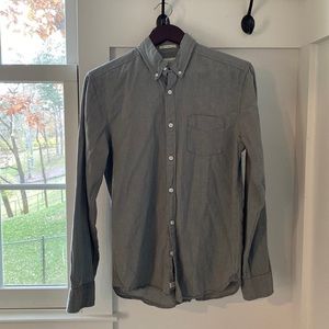 Lucky Brand Men’s Grey Button Down Dress Shirt